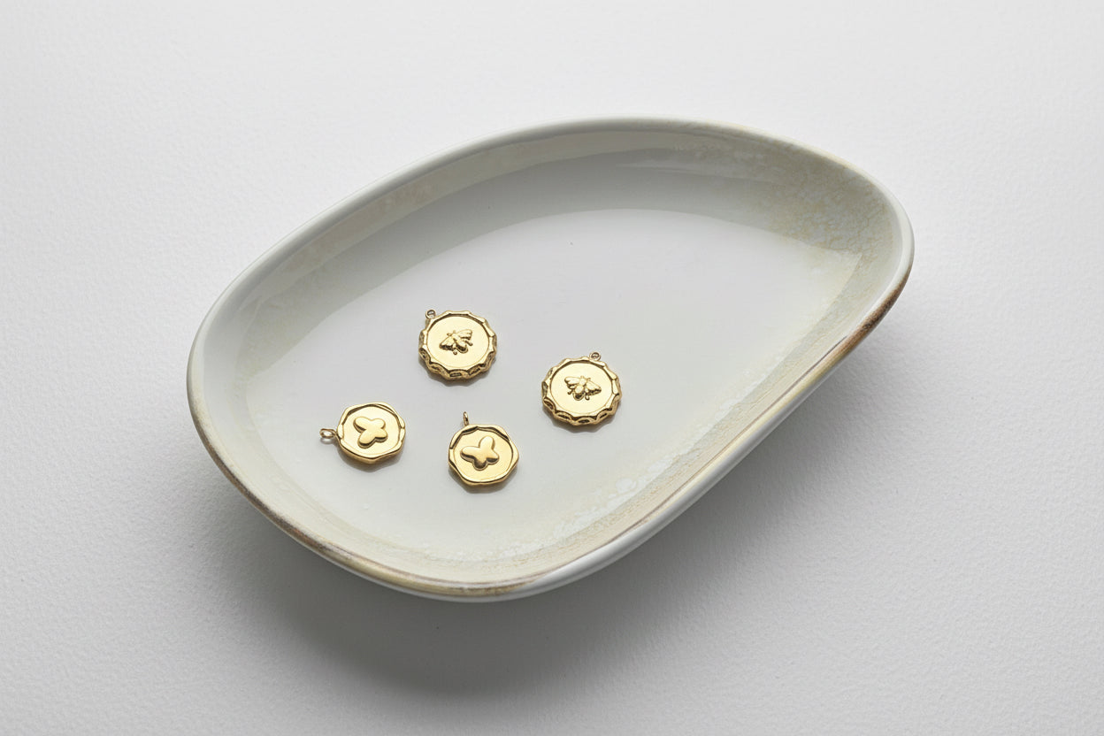 Charm Bar - Medalha Abelha / Borboleta